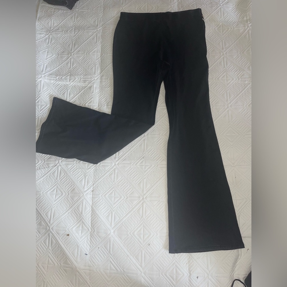 Good American black flare jegging